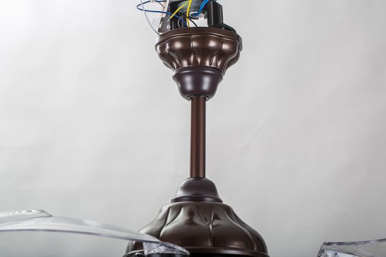 Brown lumière escamotable de fan de plafond de bâti affleurant de 70 watts avec 5250lm à distance