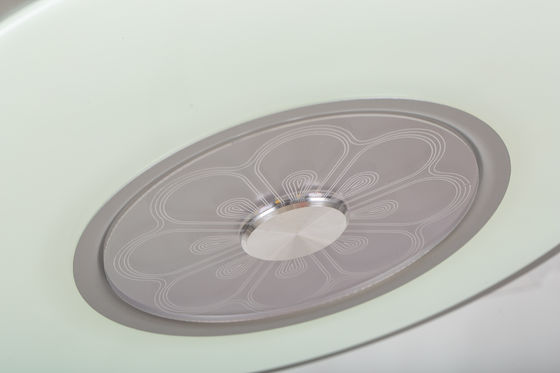 la fan de plafond de fantaisie de 6000K 3600lm allume la fan de plafond pliante argentée avec des lames de sortie de bruit