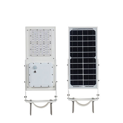 Lumen élevé 7.4V 15W 30w tout dans des réverbères un solaires extérieurs solaires du réverbère 6000K