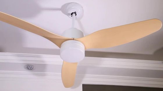 3 lumière en bois rotatoire de fan de plafond de la palette DC220V LED 12W pour l'hôtel de ménage